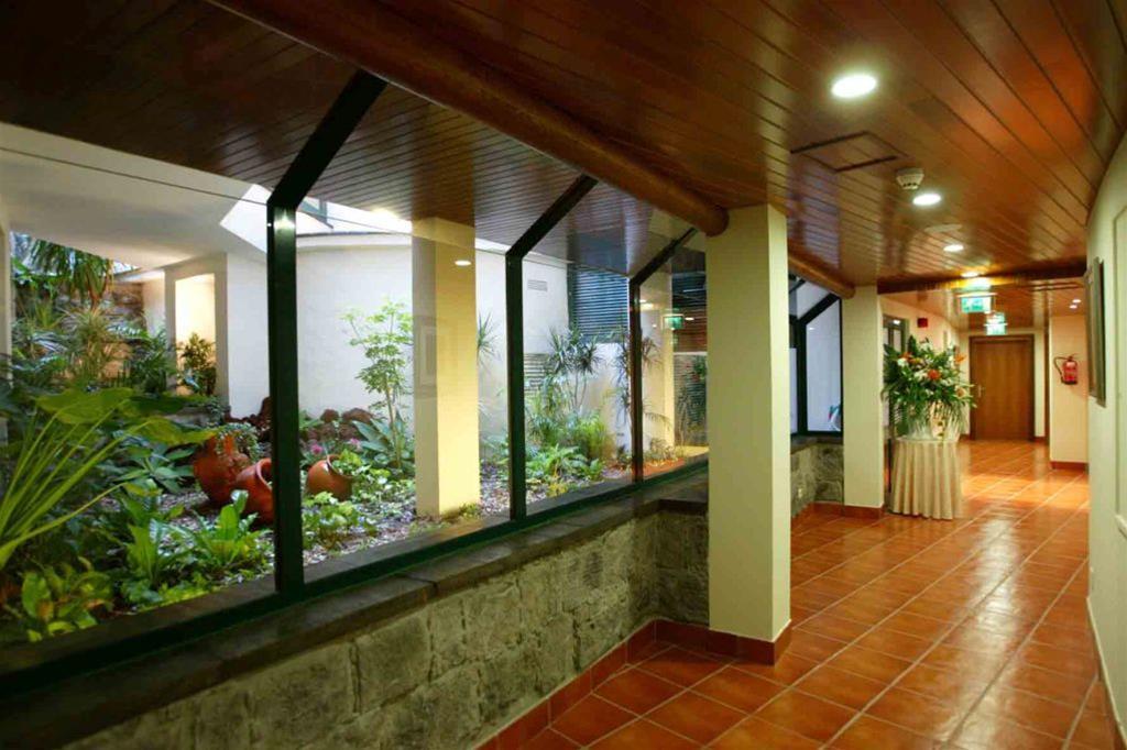 Hotel Camoes Ponta Delgada Buitenkant foto